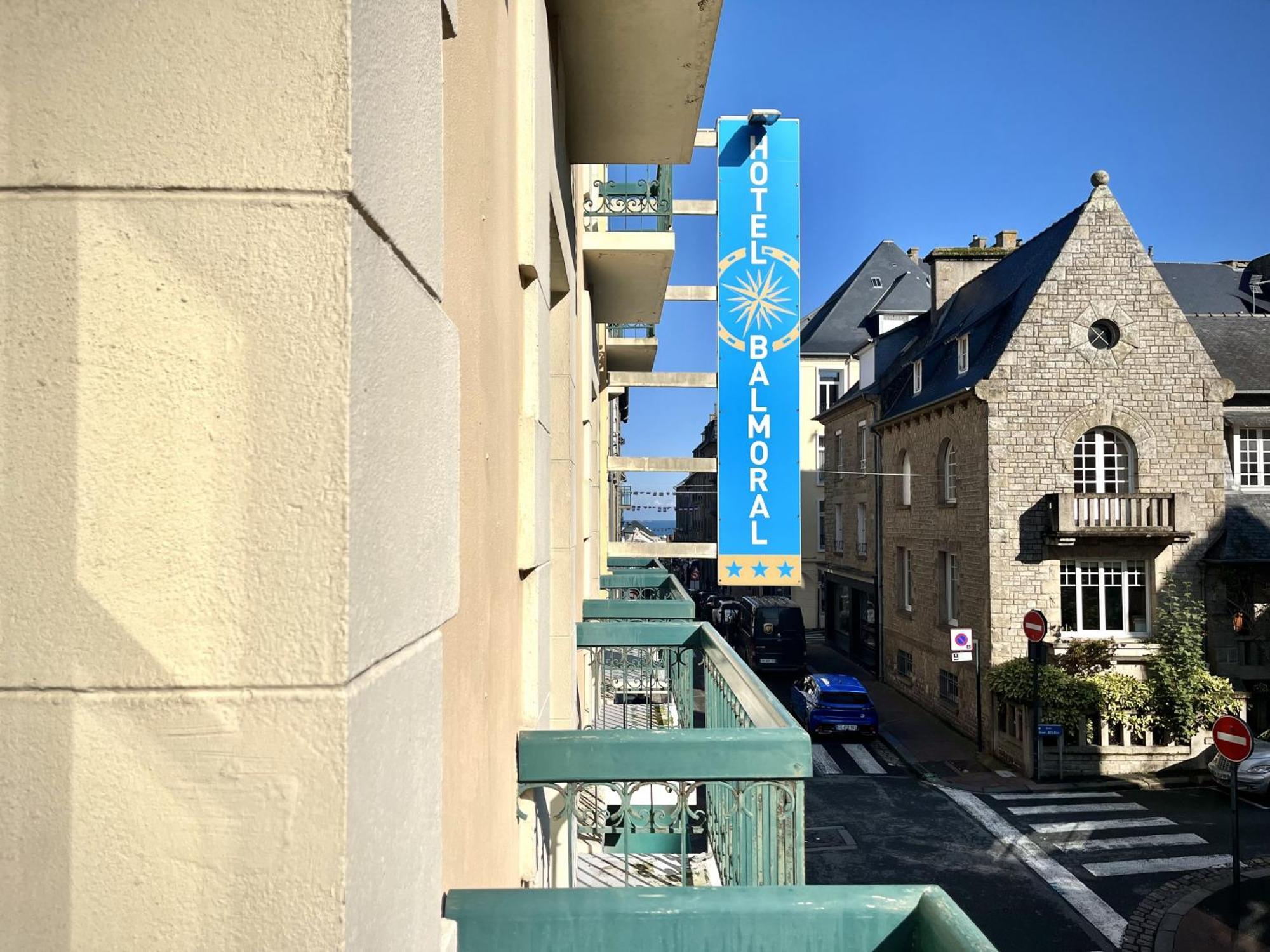 Hotel Balmoral Динар Экстерьер фото